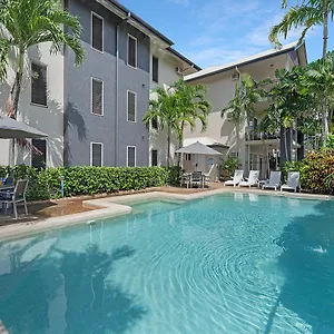 Aparthotel Bay Village Tropical Retreat & ***