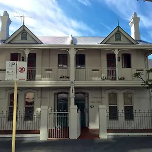 https://hay-street-backpackers-motel.hotelsperth.org